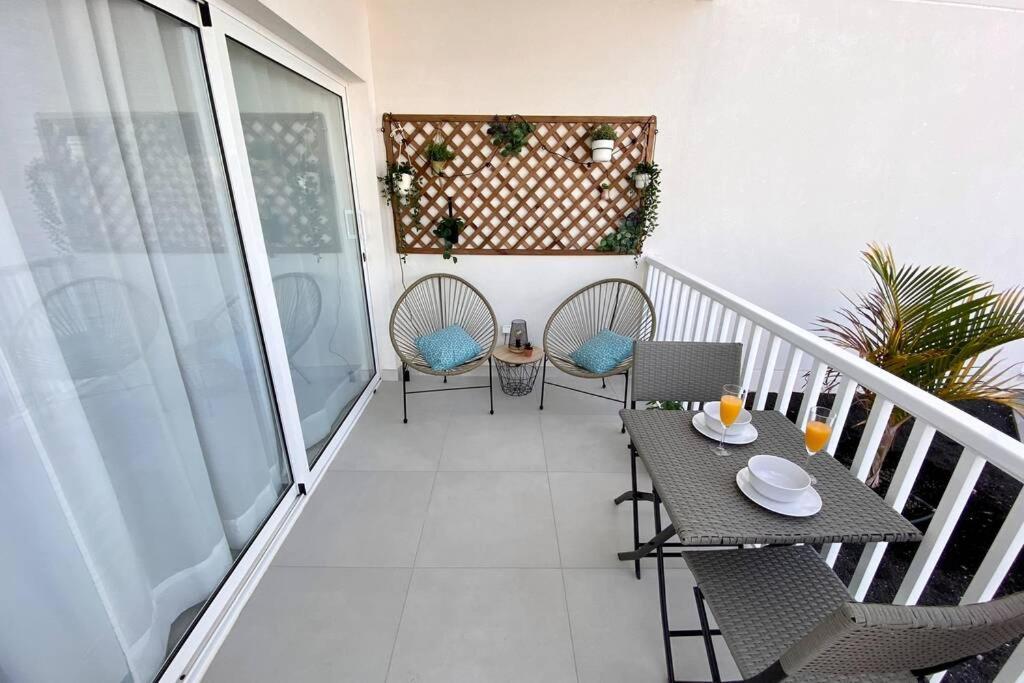 Apartamento Oasis View Lanzarote Costa Teguise Exterior foto