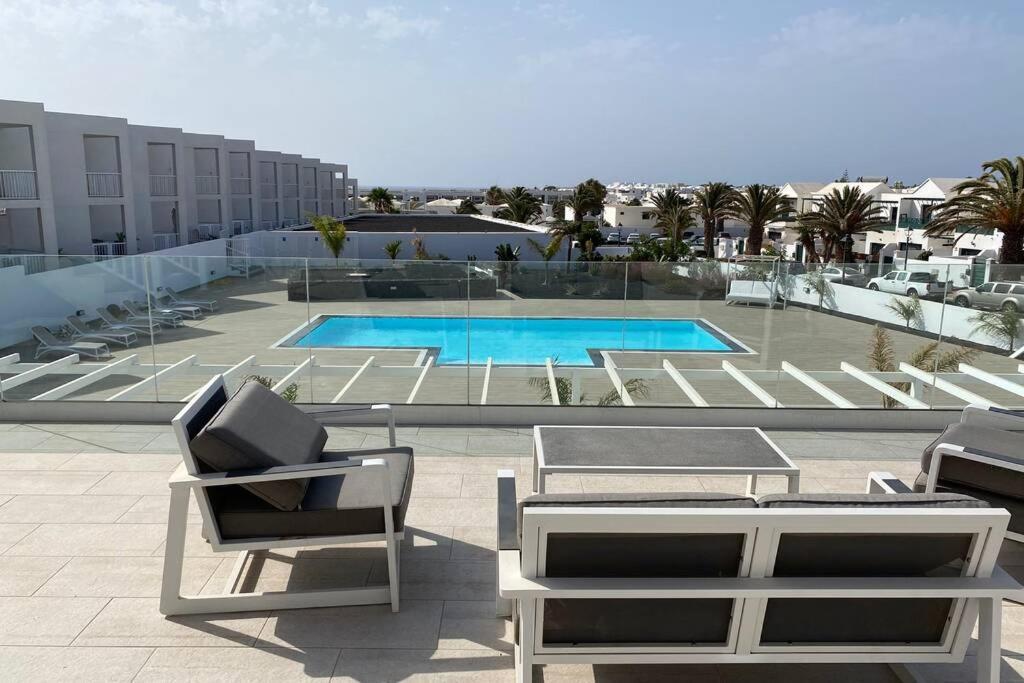 Apartamento Oasis View Lanzarote Costa Teguise Exterior foto