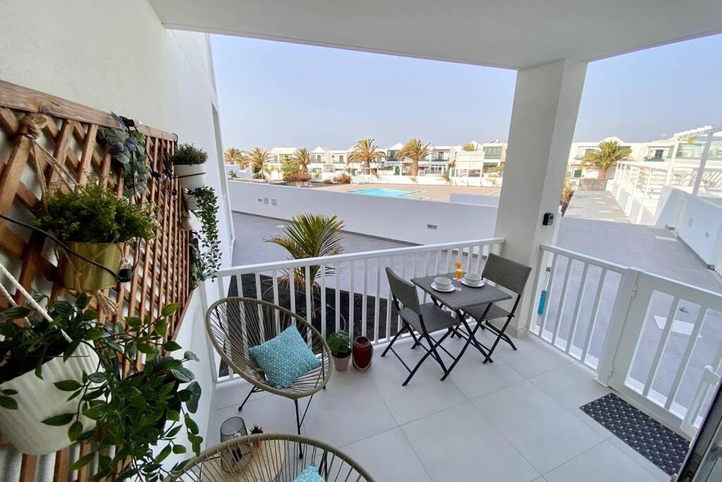 Apartamento Oasis View Lanzarote Costa Teguise Exterior foto